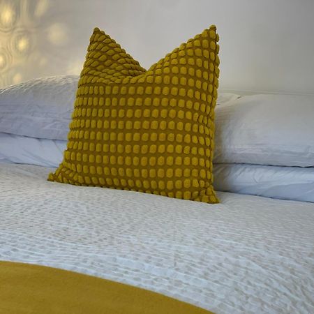 Vibrant Apartments Close To City Centre Cardiff Esterno foto