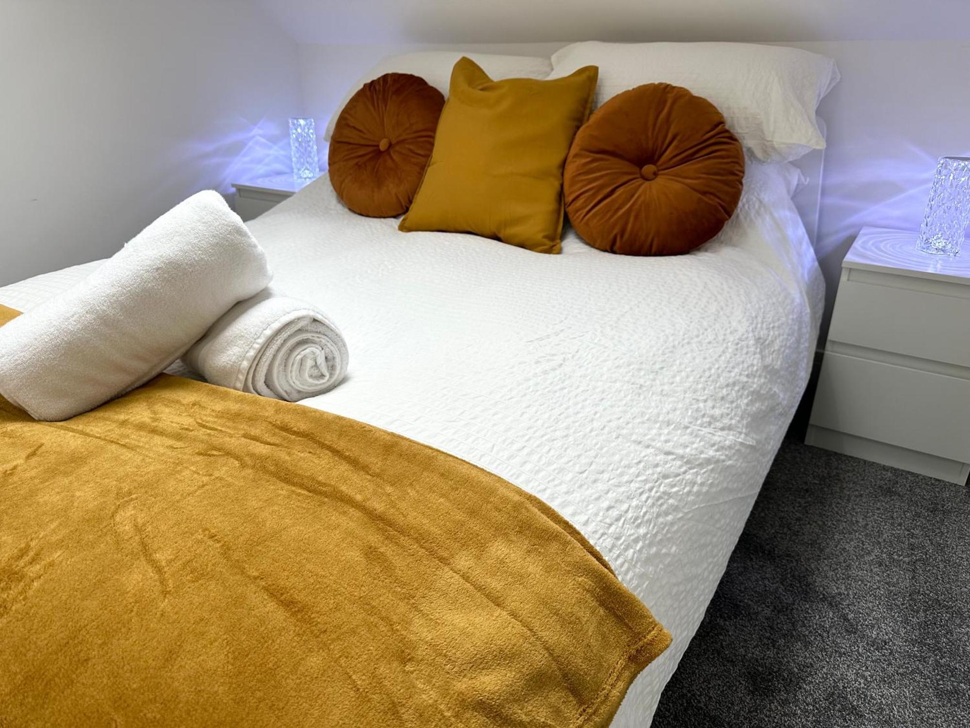 Vibrant Apartments Close To City Centre Cardiff Esterno foto