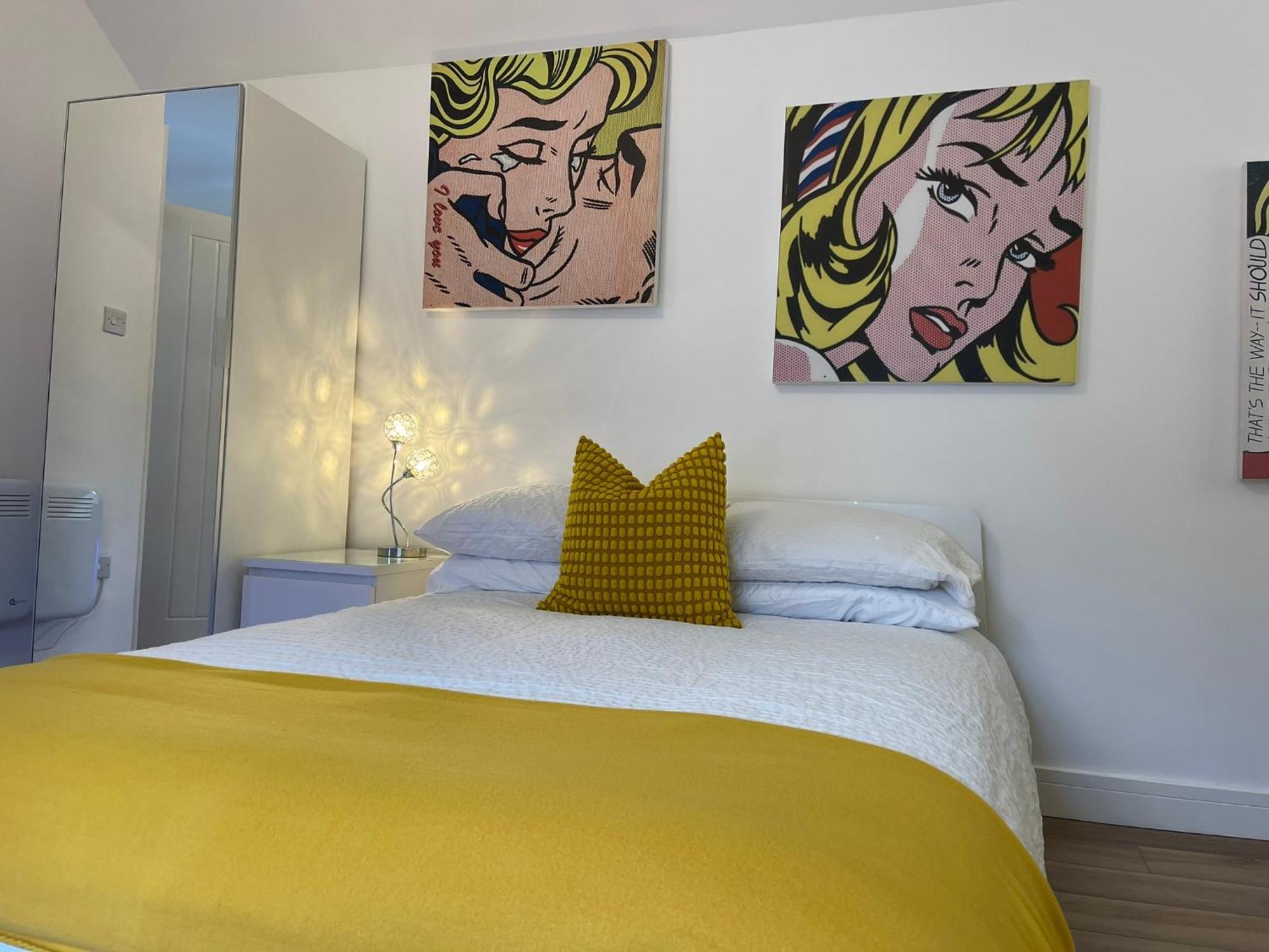 Vibrant Apartments Close To City Centre Cardiff Esterno foto